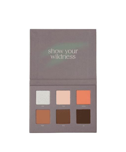 Enhance your natural beauty with the PAESE Natural Wildness Eyeshadow Palette. Experience the essence of wilderness with velvety formulas and rich colors. Let your eyes speak the language of nature and embrace your inner wildness.