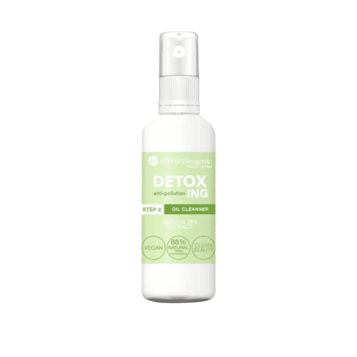 Elevate your makeup removal and skincare routine with Bell Hypoallergenic Detoxing Oil Cleanser. Not only does it dissolve makeup and purify the skin, but it also nourishes with Matcha extract's antioxidant benefits. Compliant with Clean Beauty standards, this vegan-friendly cleanser contains 68% natural ingredients and is free from microplastics. Discover a gentle and effective way to cleanse your skin.